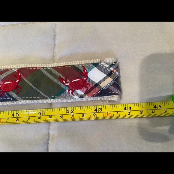 L.L.Bean D Ring Belt, fun red crabs on a plaid background, size M/L - Picture 5 of 6